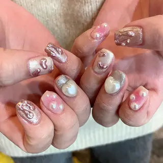 ネイル Nails VINATI所属・ササキスズナ Jr.ネイリストのネイルデザイン