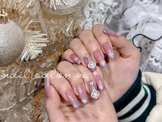 ネイル ✨Nailsalon Vi+✨のネイルデザイン