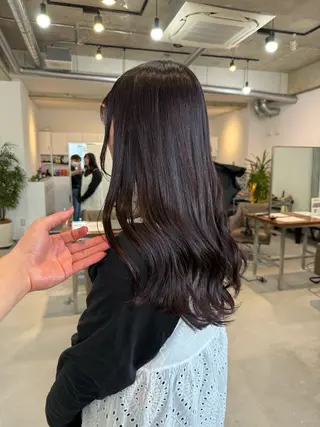 ロング カラー カイリ /レイヤーカットのヘアスタイル