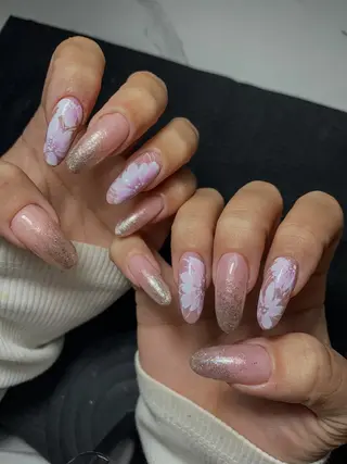 ネイル Isinha Nailsのネイルデザイン