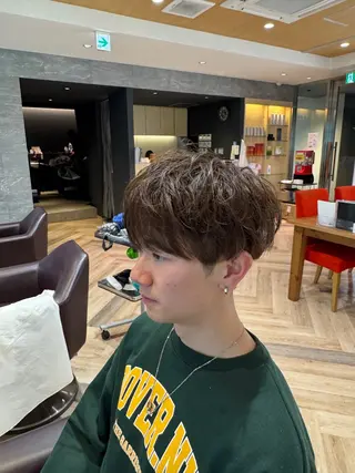 ショート カラー メンズ メンズ特化/ センターパート/八谷のヘアスタイル