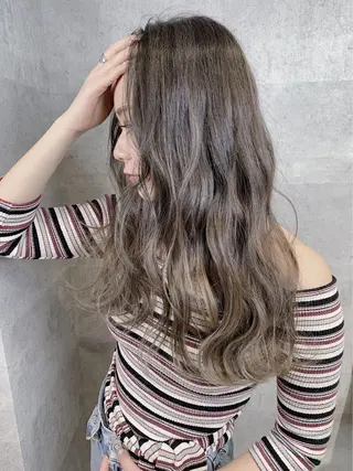 ロング カラー _WHITE+ 南海難波店のヘアスタイル