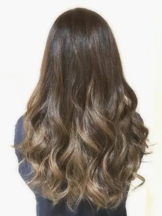 ロング カラー filo by　Feria所属・filo   渋谷 Gishiのヘアスタイル