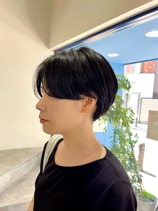 ショート 山本 佳奈のヘアスタイル