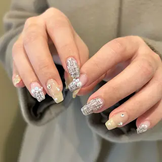 ネイル ⠀ loggy.のネイルデザイン