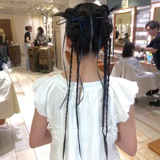 ロング ヘアアレンジ 🌸小島友梨香🌸 ブリーチカラーのヘアスタイル