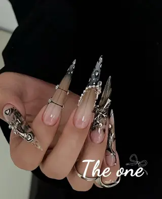 ネイル THE　ONE栄店所属・Theone栄店 川原のネイルデザイン