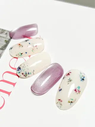ネイル Lilly nail Mikuのネイルデザイン