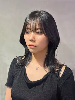 ミディアム 赤坂 康成のヘアスタイル
