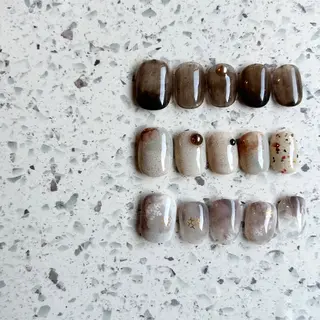 ネイル フリーランス¨̮⃝ ネイリストOKADAのネイルデザイン