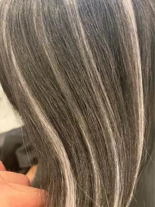 ロング 🍀Moda by Grande🍀のヘアスタイル