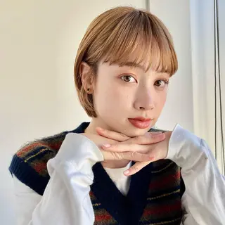 ショート あやめ【顔まわり/レ イヤー/柔らかカラ】のヘアスタイル