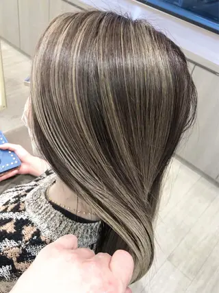 ロング ブリーチ/髪質改善 NYNY大久保のヘアスタイル