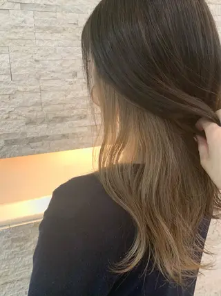 ロング カラー SUNS by TRUNK所属・✄折橋 彩花🐶🍑のヘアスタイル