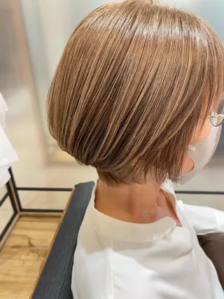 ショート シノハラ ガクト ショート/白髪ぼかしのヘアスタイル