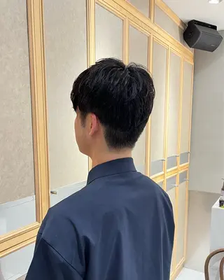 メンズ るり 暗髪・艶カラーのヘアスタイル