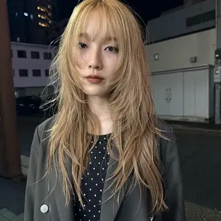 ロング 舟橋耀/ブリーチカラ ー/レイヤーカットのヘアスタイル