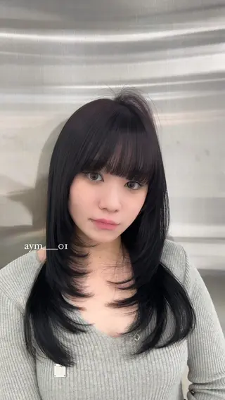 セミロング 韓国ヘア AYUMIのヘアスタイル