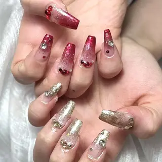 セミロング DIAMOND Nail☁️のネイルデザイン