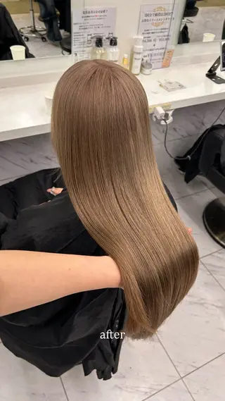 ロング カラー 🤍レイヤーカット/ ベージュヘア🤍のヘアスタイル
