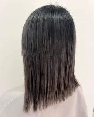 ミディアム 櫻井 莉子のヘアスタイル