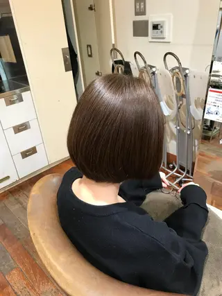 ショート カラー コロレ所属・赤松 孝亮のヘアスタイル