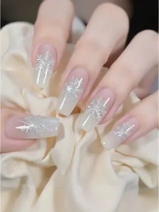 ネイル H3 Nail Tsuki🦋💙のネイルデザイン