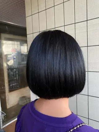 ショート カラー ELLE&SALLY 石野のヘアスタイル