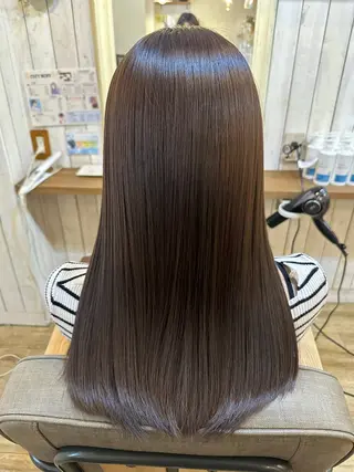 セミロング 髪質改善/艶髪/ 透明感カラー/サラのヘアスタイル