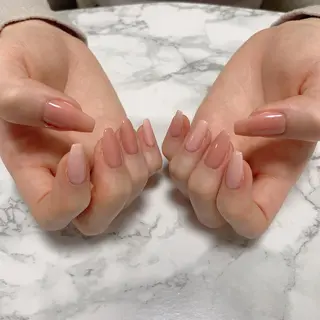 ネイル はな💎ネイル ワンホン、長さ出しのネイルデザイン