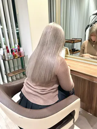 ロング カラー Re:st所属・Miyavi/カラー ショートボブのヘアスタイル