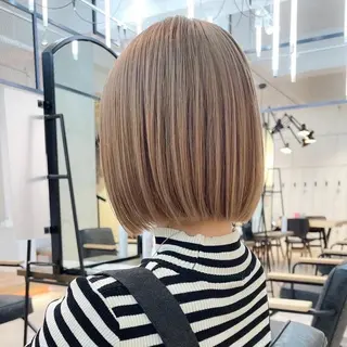 ショート カラー 𝙎𝙚𝙞𝙧𝙖 ☆カット/パーマのヘアスタイル