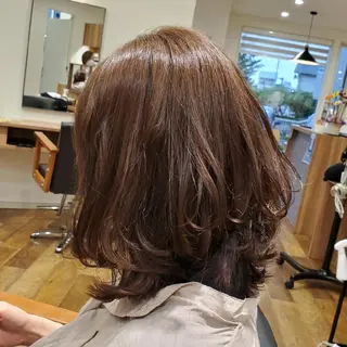 ミディアム 美容しょうへいの店 四郎丸店所属・小宮山 裕理のヘアスタイル