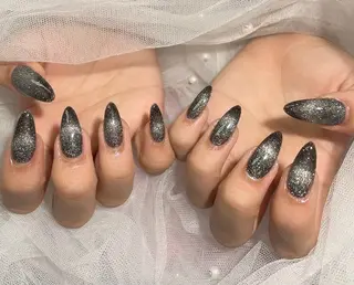 ネイル Lowé所属・Lowé みるくのネイルデザイン