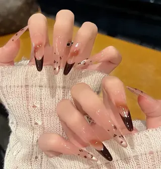 ネイル Miu Miu 🎀 Nailのネイルデザイン