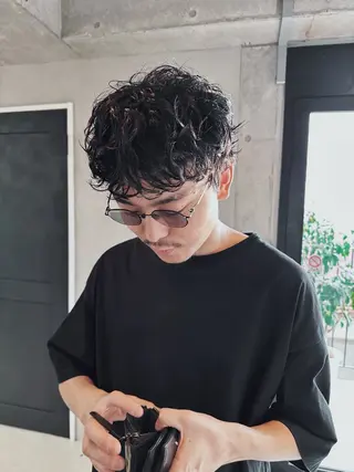 パーマ メンズ 前野 日奈のヘアスタイル