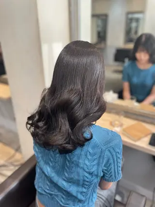 ミディアム 🩵Lutia新宿 ヒイラギ🩵のヘアスタイル