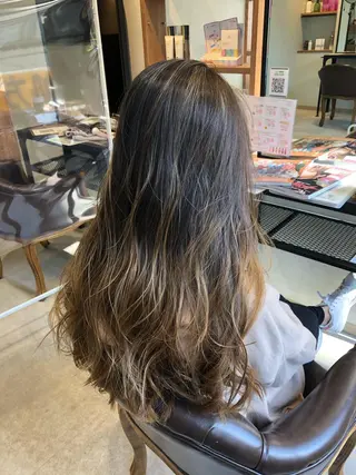 ロング カラー 💎エクステ専門店 BIZE梅田🇰🇷のヘアスタイル
