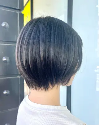 ショート ツヅキ マスミのヘアスタイル