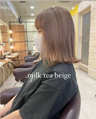 ショート カラー 黒田瀬奈/ボブ まろやかベージュのヘアスタイル