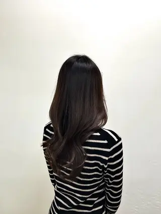 ミディアム 新宿/小顔レイヤー/ 顔まわり/西慶太朗のヘアスタイル