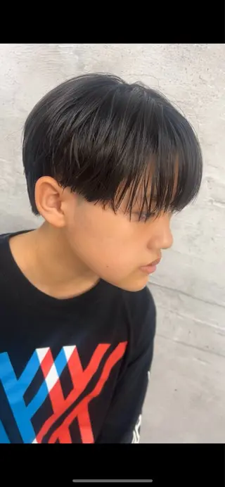 ショート TOBITA TAKARAのヘアスタイル