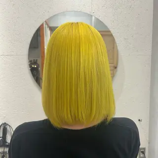 ミディアム カラー オカベ ショウマのヘアスタイル