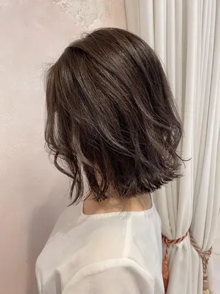 ミディアム ブリーチなしダブル カラー縮毛矯正 下野のヘアスタイル
