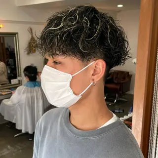 ショート カラー パーマ メンズ 渡邉 聖希のヘアスタイル