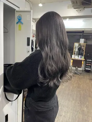 ロング カラー Yui. ハイトーン/パーマ/のヘアスタイル