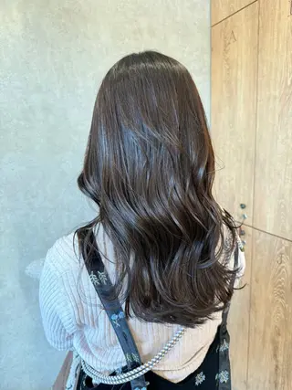 ロング カラー sea by sion所属・山村 七那のヘアスタイル