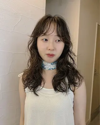 ロング パーマ FILMS / yuuna 🦢🫗のヘアスタイル