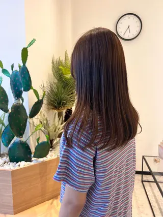 セミロング ブリーチ/髪質改善 shiinaのヘアスタイル