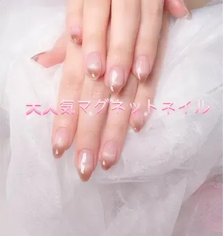 ネイル pink ladyサロン所属・べ にのネイルデザイン